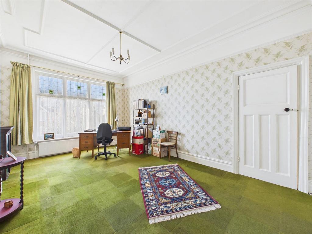 CAM02885 G0-PR0585-STILL012.jpg