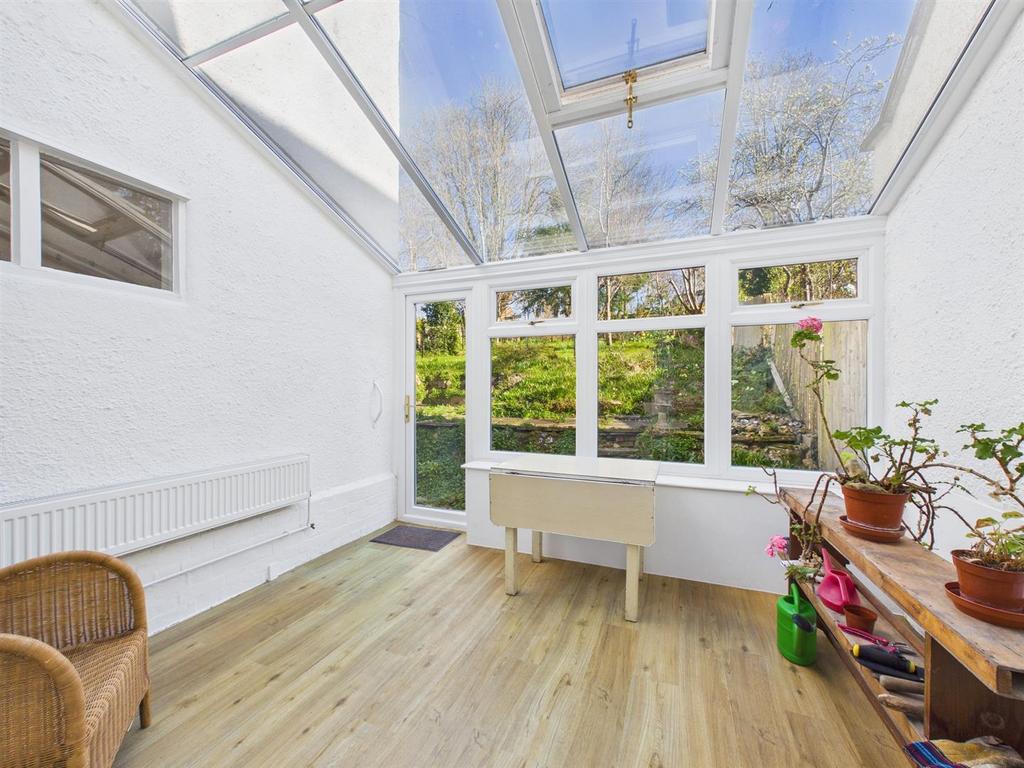 CAM02885 G0-PR0585-STILL007.jpg