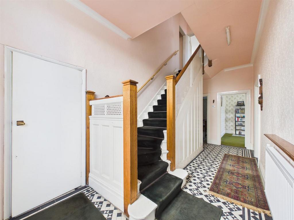 CAM02885 G0-PR0585-STILL018.jpg