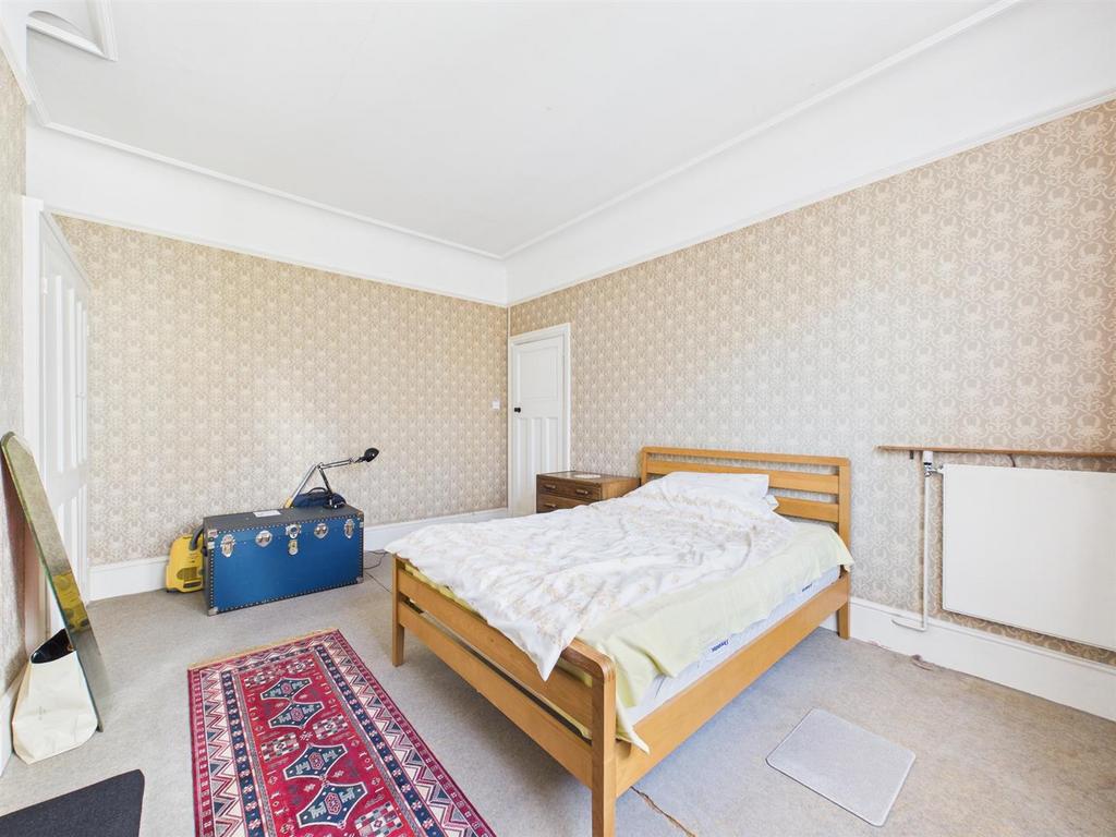 CAM02885 G0-PR0585-STILL029.jpg