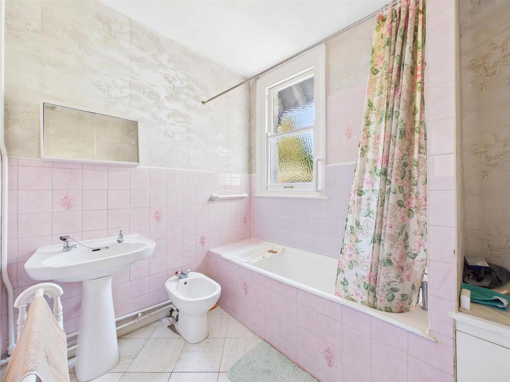 CAM02885 G0-PR0585-STILL019.jpg