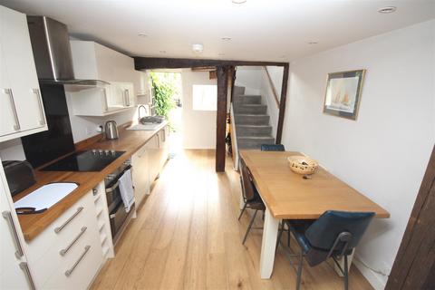 undefined, Exeter Street, Salisbury SP1
