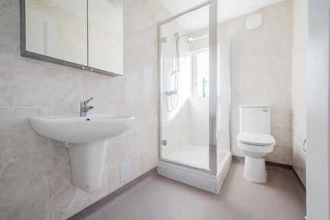 2 bedroom maisonette for sale, Latchmere Lane, Kingston Upon Thames, KT2