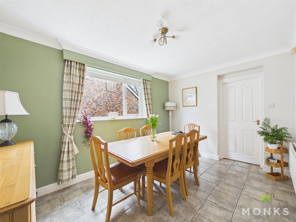 CAM01420 G0-PR0859-STILL011.jpg