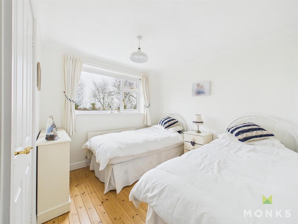 CAM01420 G0-PR0859-STILL002.jpg