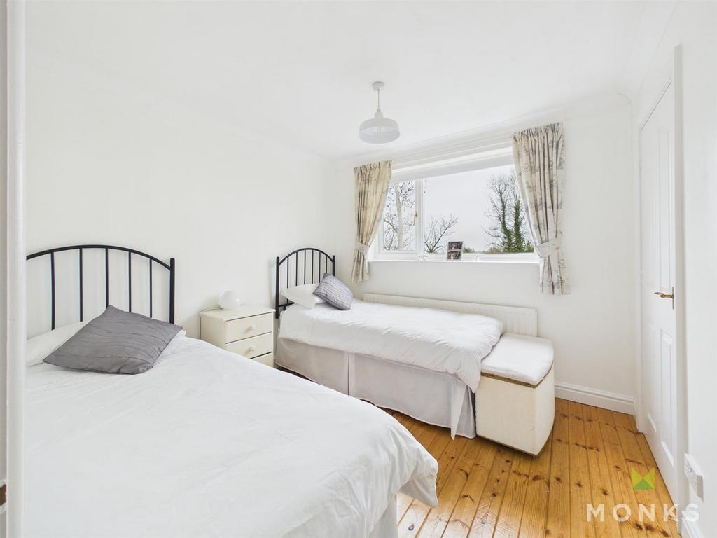 CAM01420 G0-PR0859-STILL001.jpg