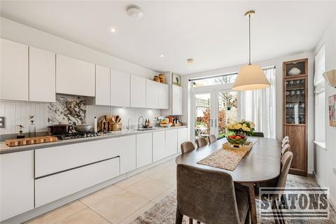 4 bedroom house for sale, Minotaur Drive, Barnet, EN5