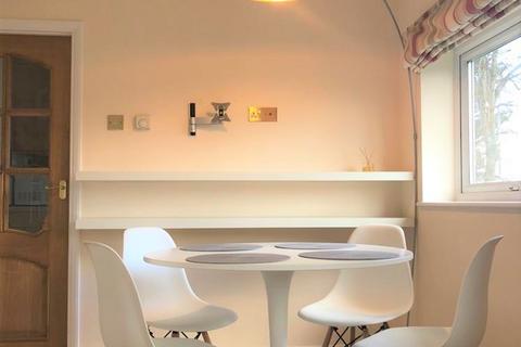 undefined, Penn Road, Beaconsfield, HP9