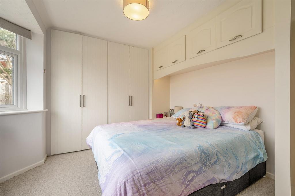 8679338-interior15.jpg