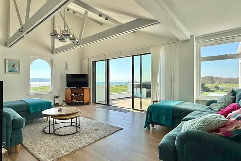 4 bedroom end of terrace house for sale, Needles Point, Milford on Sea, Lymington, Hampshire, SO41