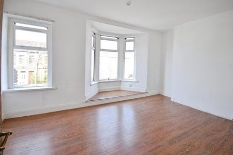 3 bedroom terraced house for sale, Paget Street, Grangetown, Cardiff