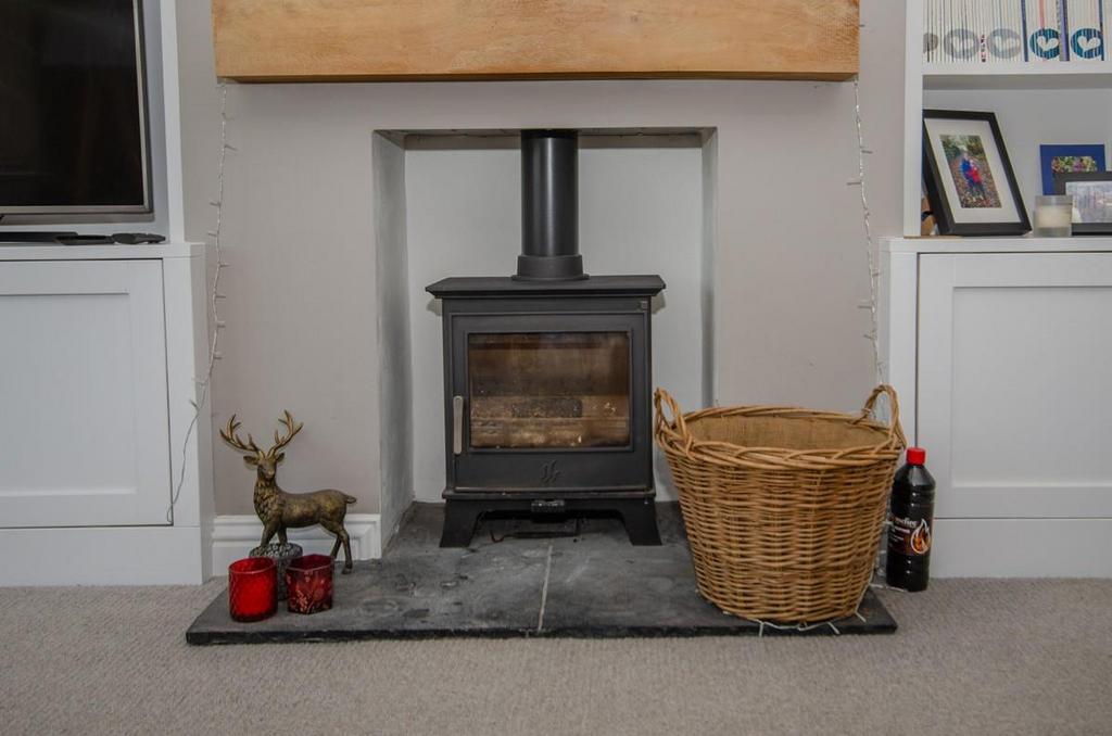 Lounge fireplace.jpg