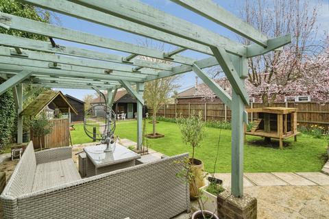 1 bedroom bungalow for sale, Coltishall Road, Buxton, Norwich, Norfolk, NR10