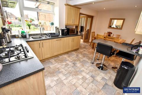 4 bedroom detached house for sale, Thirlmere Road, Wigston