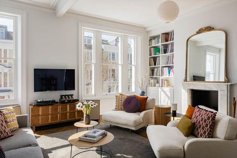 6 bedroom terraced house for sale, Belsize Crescent, London, NW3