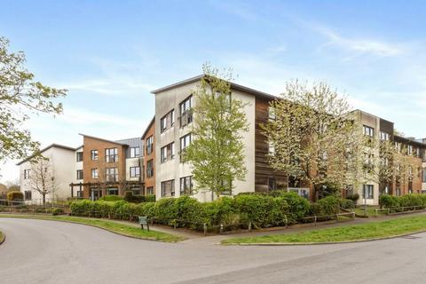 2 bedroom flat for sale, Lealands Drive, Uckfield TN22