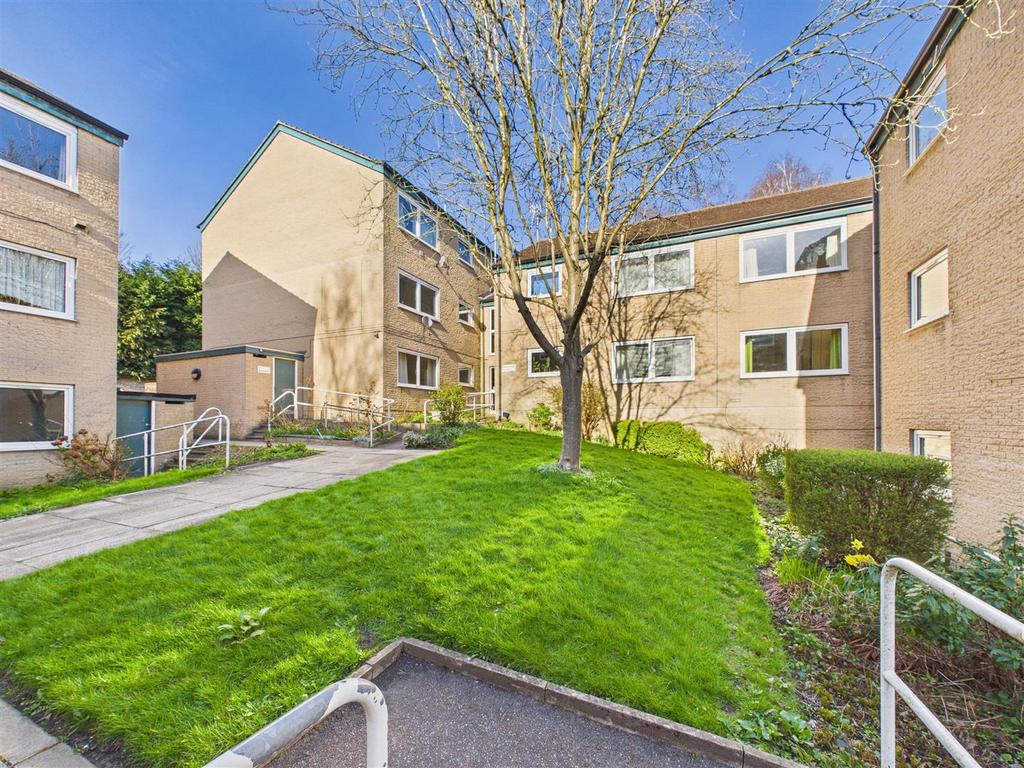 CAM05663 G0-PR0111-STILL029.jpg