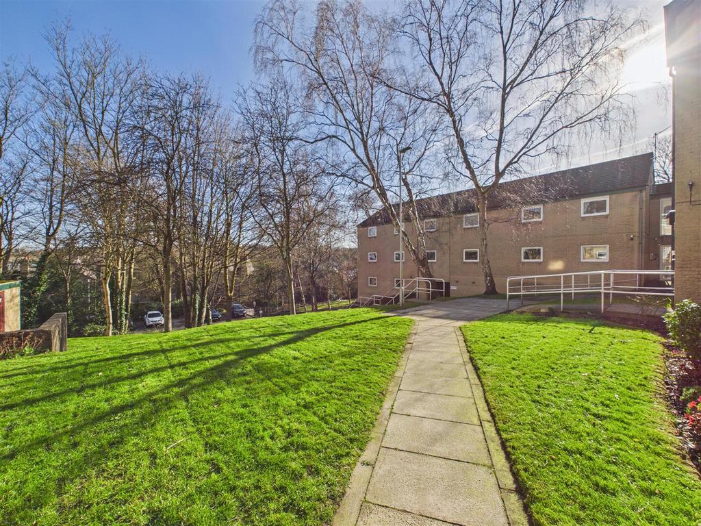 CAM05663 G0-PR0111-STILL035.jpg