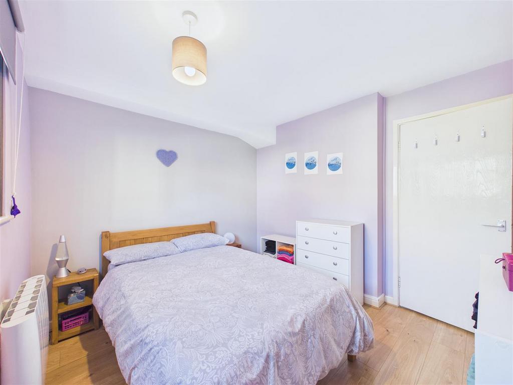 CAM05663 G0-PR0111-STILL017.jpg