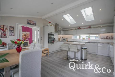 2 bedroom park home for sale, Shore Drive, Canvey Island, SS8