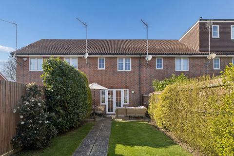 2 bedroom terraced house for sale, St Mawes Close, Croxley Green, Hertfordshire, WD3
