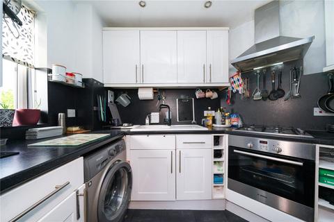 2 bedroom apartment for sale, Osprey Close, West Drayton, Middlesex, UB7