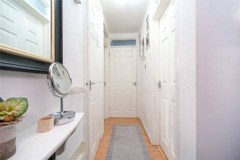 2 bedroom apartment for sale, Osprey Close, West Drayton, Middlesex, UB7