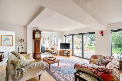 undefined, Immaculate home - Central Wells