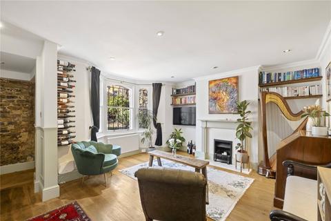 3 bedroom terraced house for sale, Chelsham Road, London, SW4