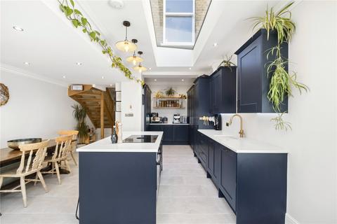3 bedroom terraced house for sale, Chelsham Road, London, SW4
