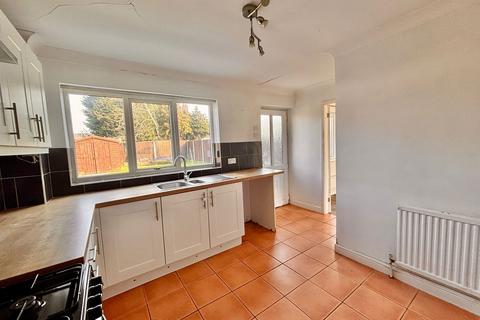 3 bedroom semi-detached house for sale, 4A Thompson Avenue, Harworth, Doncaster, South Yorkshire DN11 8JG