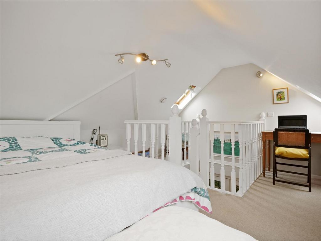 Jpeg-optimizer P1731157.JPG