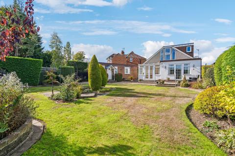 2 bedroom detached bungalow for sale, Orchard Lane, Amersham
