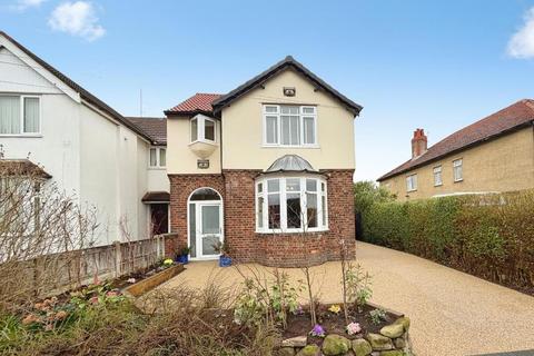 4 bedroom detached house for sale, Station Road, Little Sutton