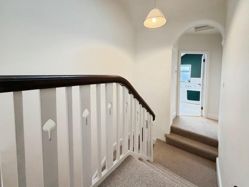 7897b28d-5-46 E8-B540-F1 E9 F31 AAD1 F-1286-00000092206