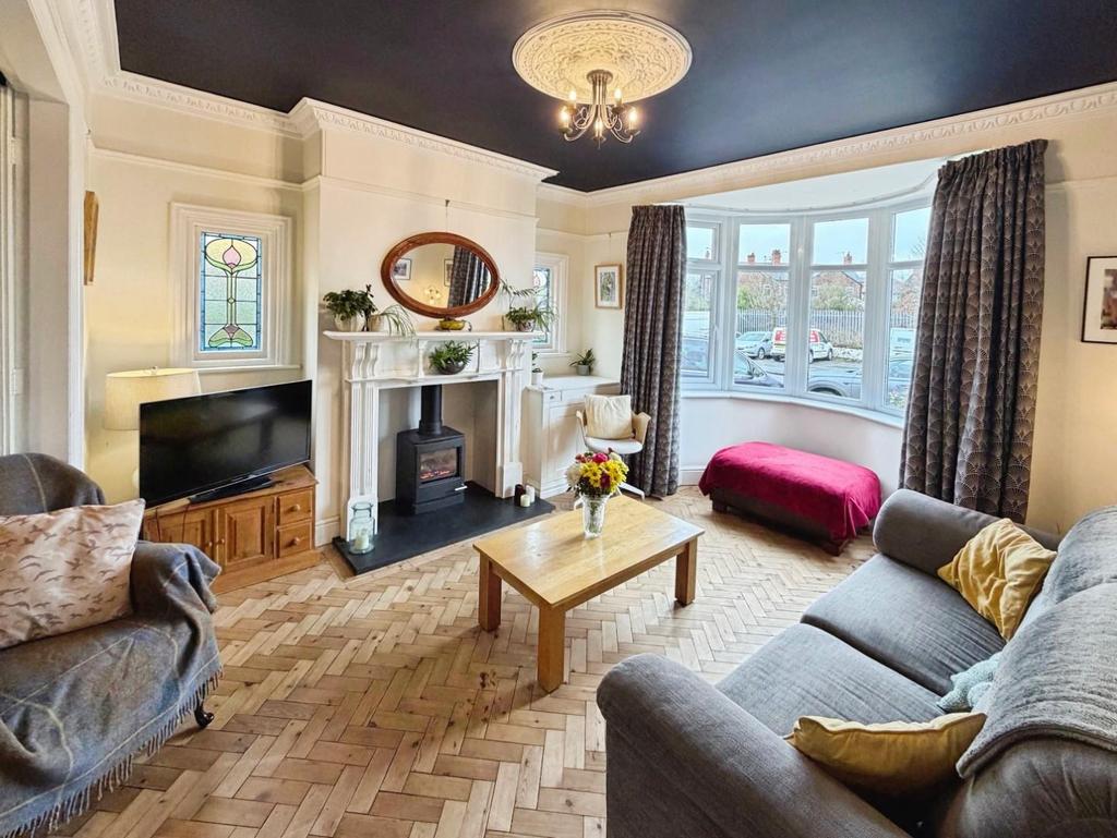 E876cd2f-C-4 B7 D-82 CC-67 EE014 C168 F-1286-00000093039