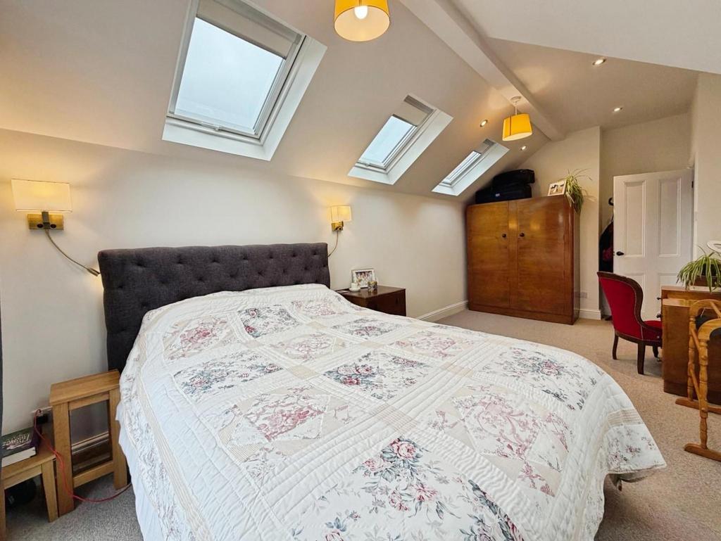 User edited photo-e6e7f9fa user-edited-49bdf0cc-28