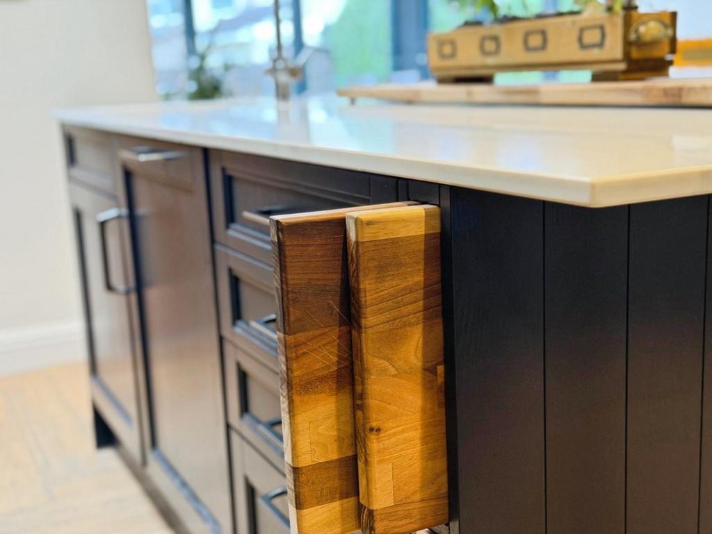 0afeb3d2-0-4211-A14 F-B81 ECA3 D4 D0 E-1286-000000900 BB