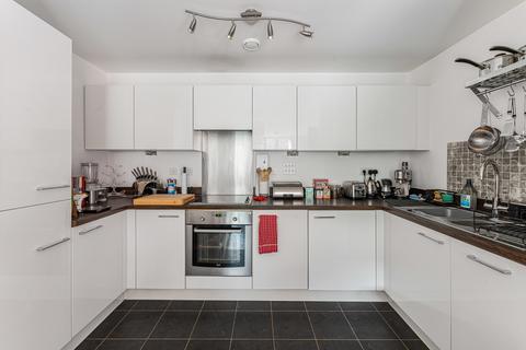 2 bedroom apartment for sale, Nelson Walk, London, E3