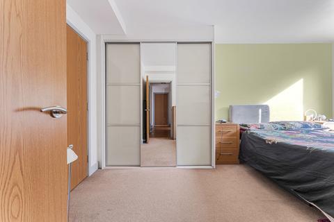 2 bedroom apartment for sale, Nelson Walk, London, E3