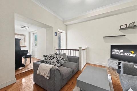 2 bedroom flat for sale, Pleasant Row, Brompton, Kent, ME7