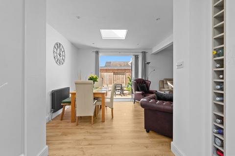 4 bedroom detached bungalow for sale, Green Lane, Staines-upon-thames TW18