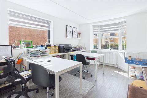 4 bedroom semi-detached house for sale, Beaney View, Wiltshire SN2