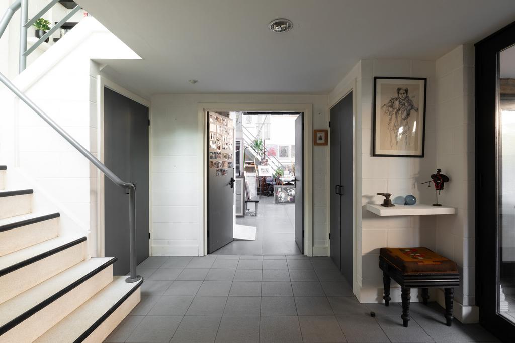 330839 - RF-66-70-CAMDEN-MEWS-011.jpg