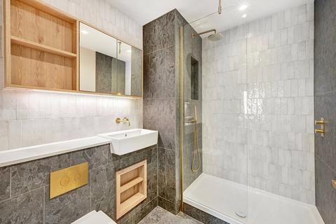 2 bedroom apartment to rent, The Draper, 6 Caversham Rd, NW9