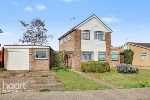 3 bedroom detached house for sale, Manfield Gardens, Clacton-On-Sea