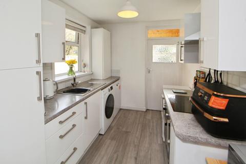 2 bedroom terraced house for sale, Sheffield Road, Derbyshire SK13