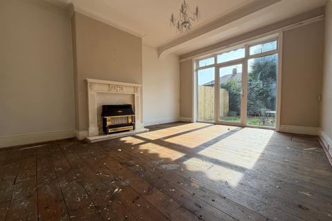 3 bedroom semi-detached house for sale, Southwood Gardens, Tyne and Wear NE3