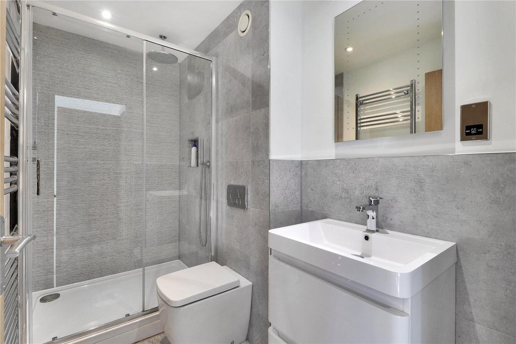 En Suite Shower Room