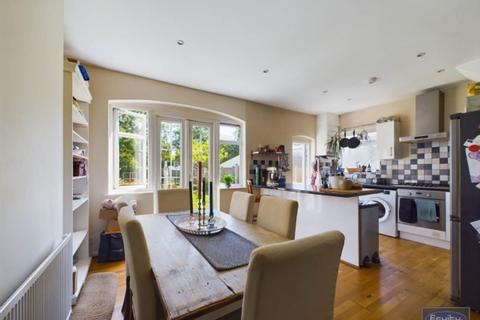 3 bedroom semi-detached house to rent, Elder Road, London, SE27